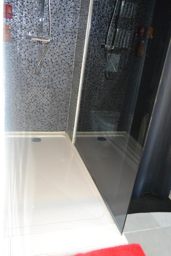 SUITE 30 m2 IDEALE POUR 2 PERSONNES Flassans-sur-Issole Extérieur photo