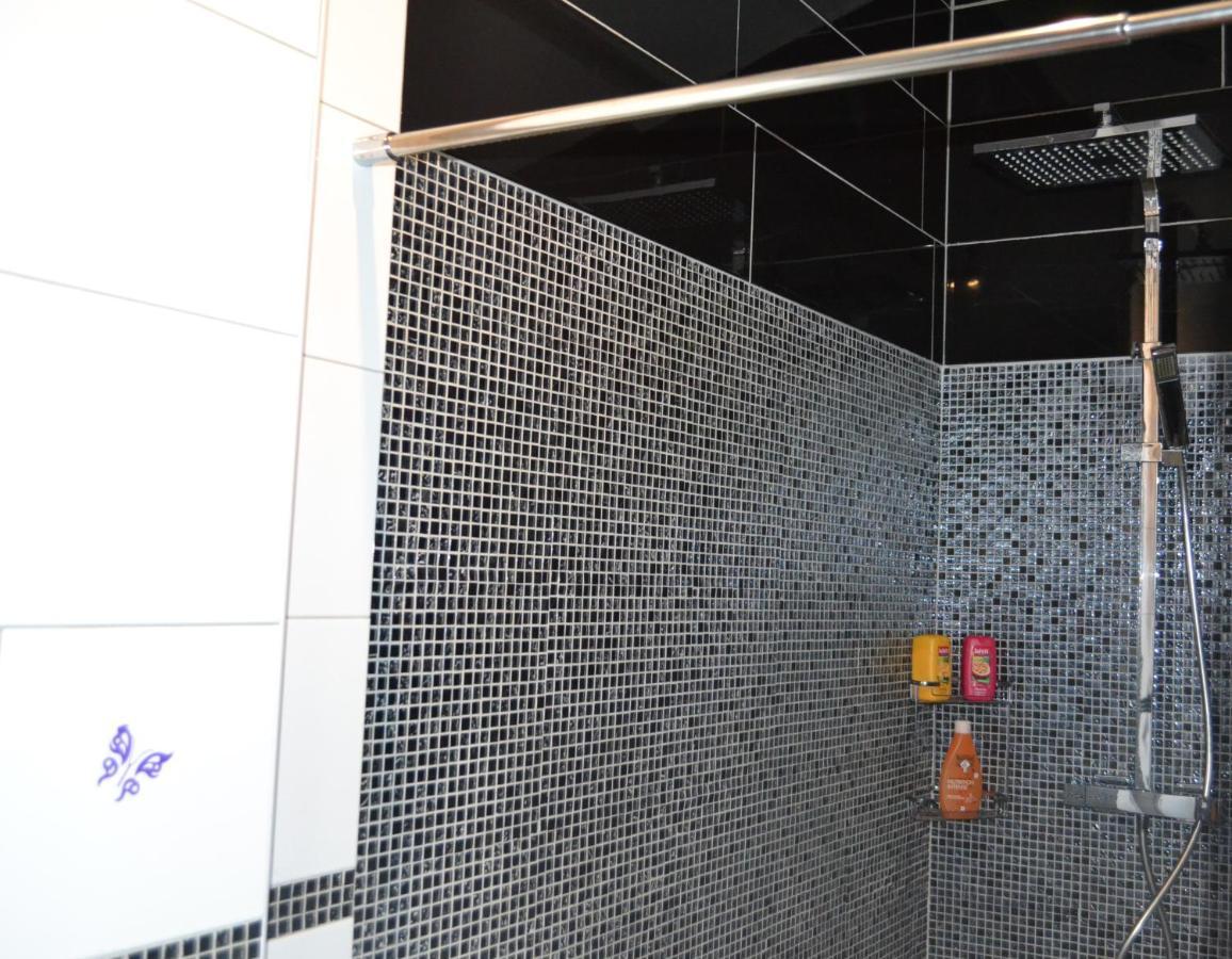 SUITE 30 m2 IDEALE POUR 2 PERSONNES Flassans-sur-Issole Extérieur photo
