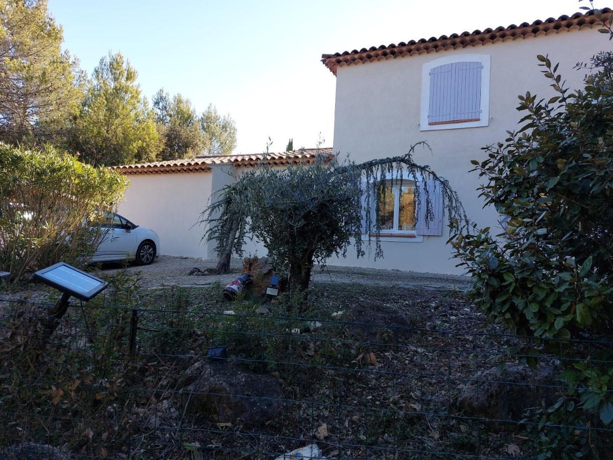 SUITE 30 m2 IDEALE POUR 2 PERSONNES Flassans-sur-Issole Extérieur photo